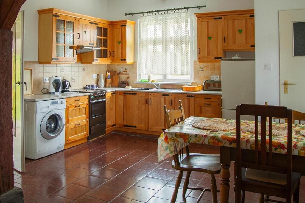 Rural Holiday Home With Fireplace, Grabczyn Exteriör bild