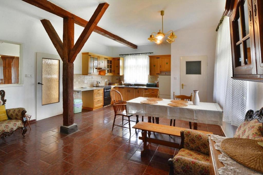 Rural Holiday Home With Fireplace, Grabczyn Exteriör bild
